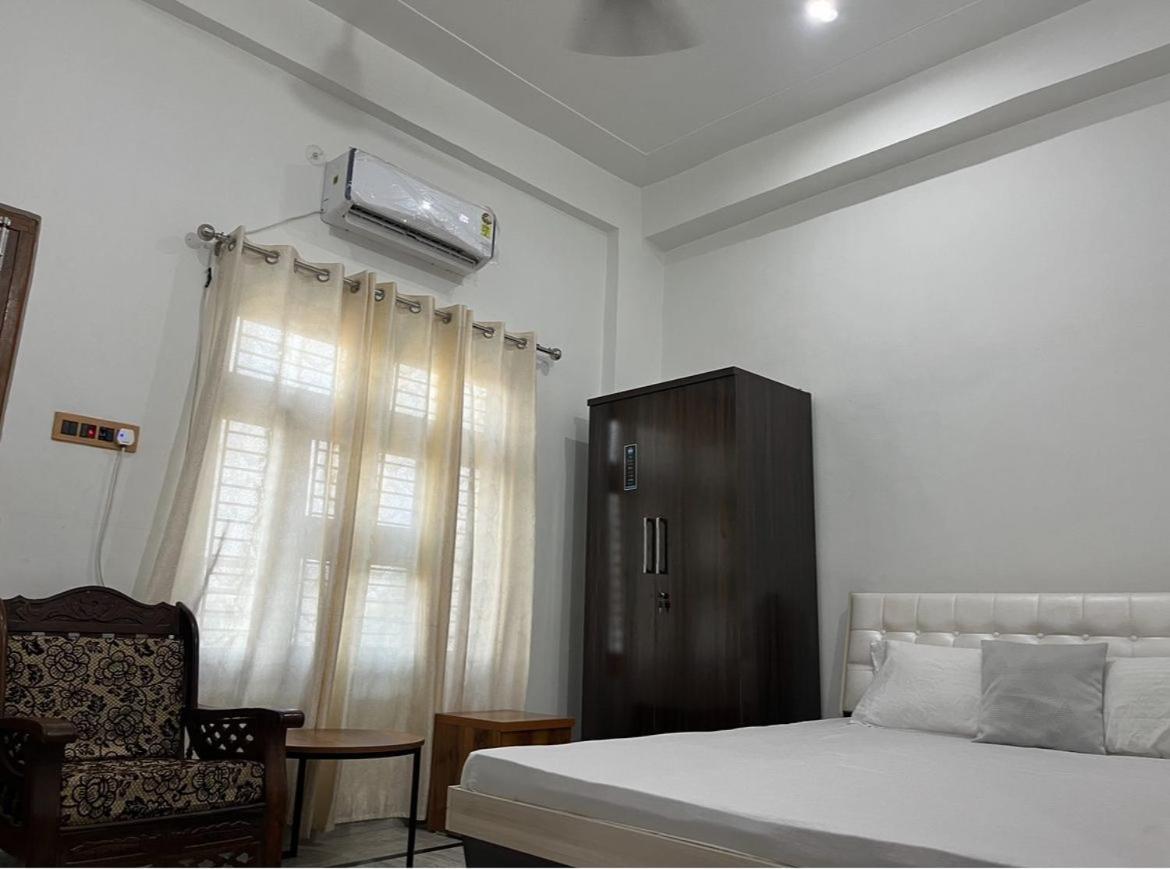 Shri Ram International Home Stay Ayodhya Екстериор снимка